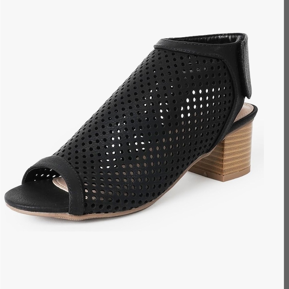Women’s J. Adams Maddie Booties